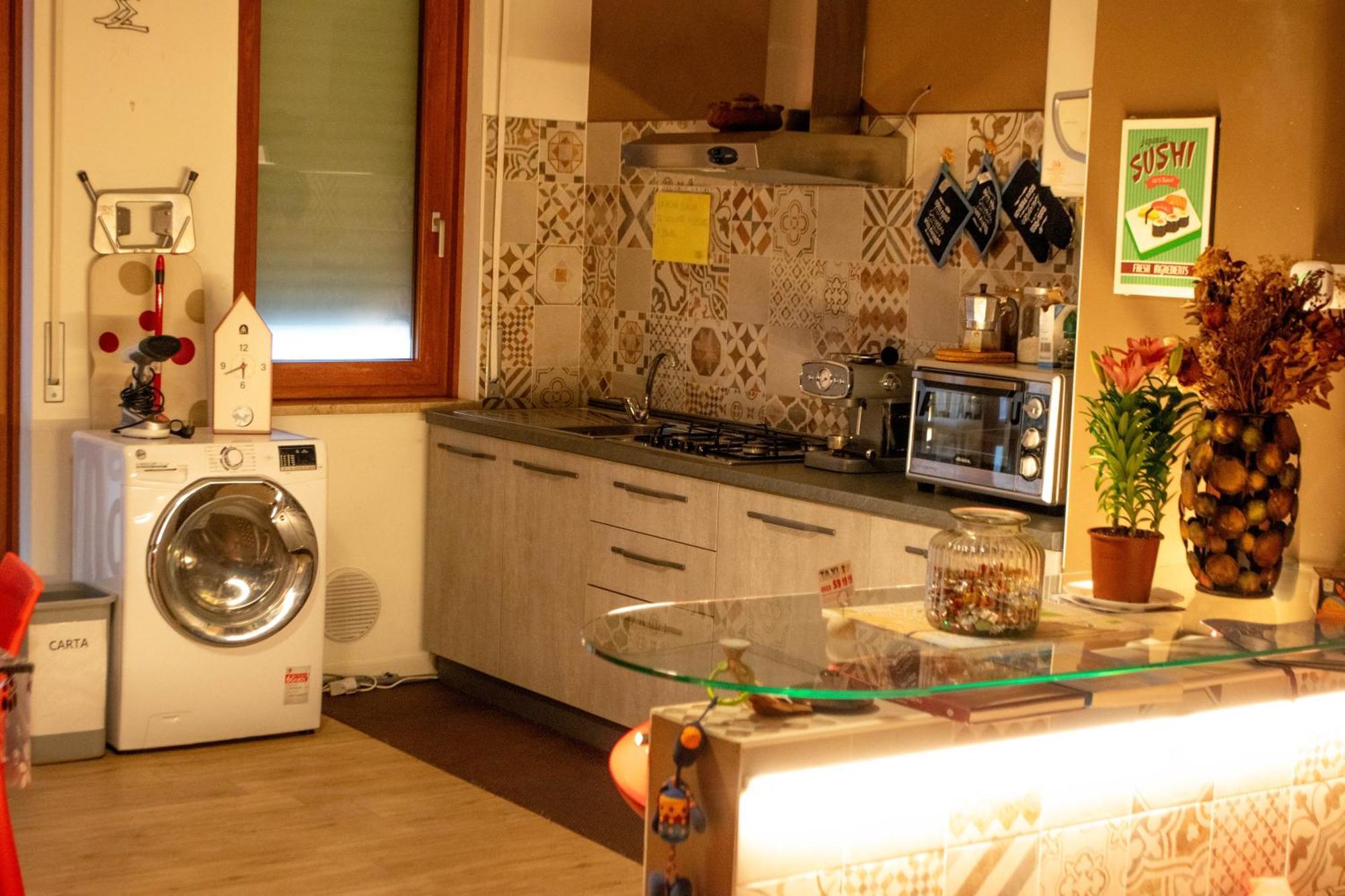 Bed and Breakfast Emmanueli65 Fronte Clinica Per 4 Matrimoniale E Castello Piacenza Exteriér fotografie