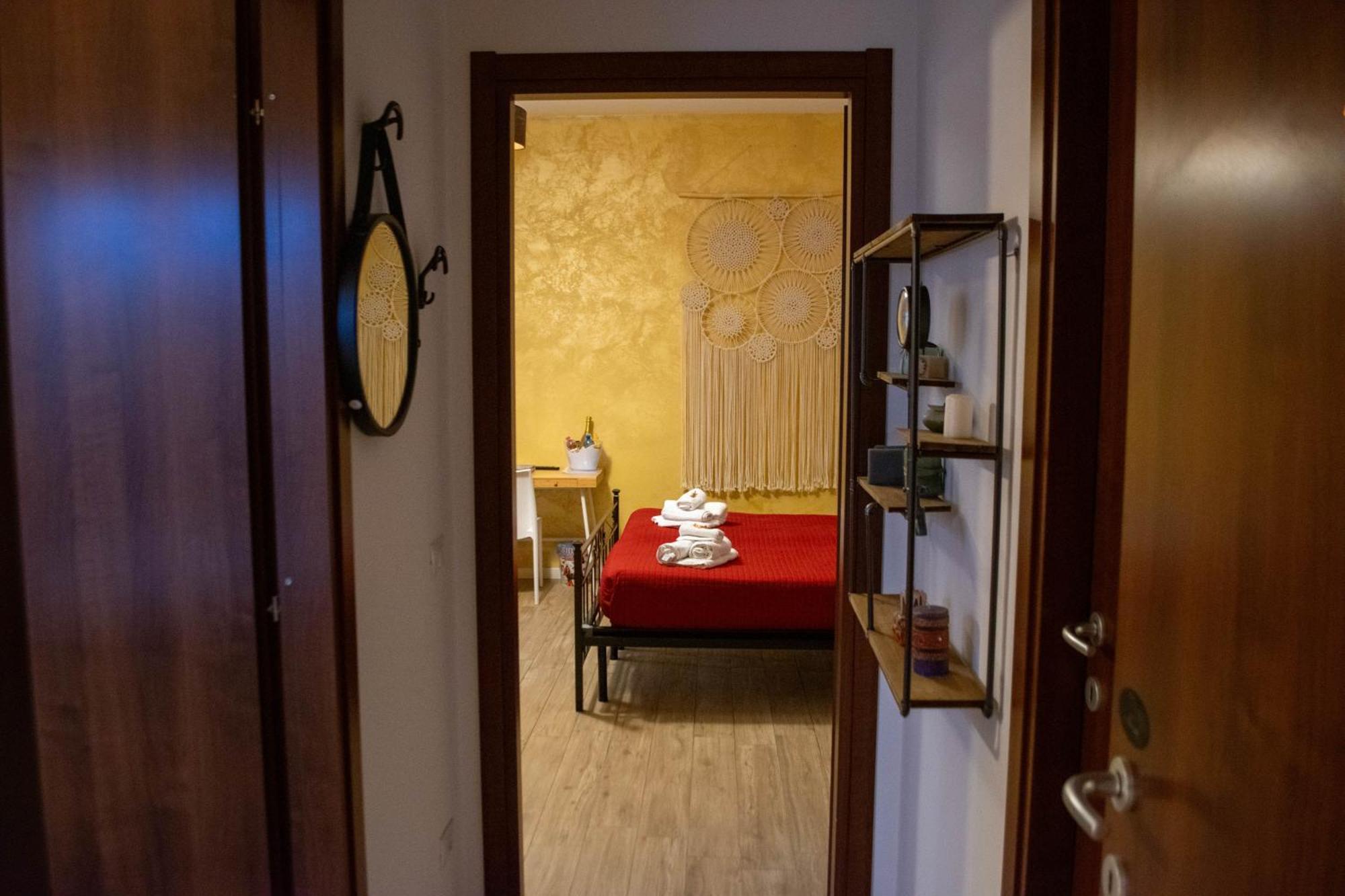Bed and Breakfast Emmanueli65 Fronte Clinica Per 4 Matrimoniale E Castello Piacenza Exteriér fotografie